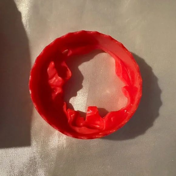 2024 McDONALD'S HAPPY MEAL Sonic The Hedgehog 3 - Knuckles Red Roller Toy #5 - Picture 4 of 8